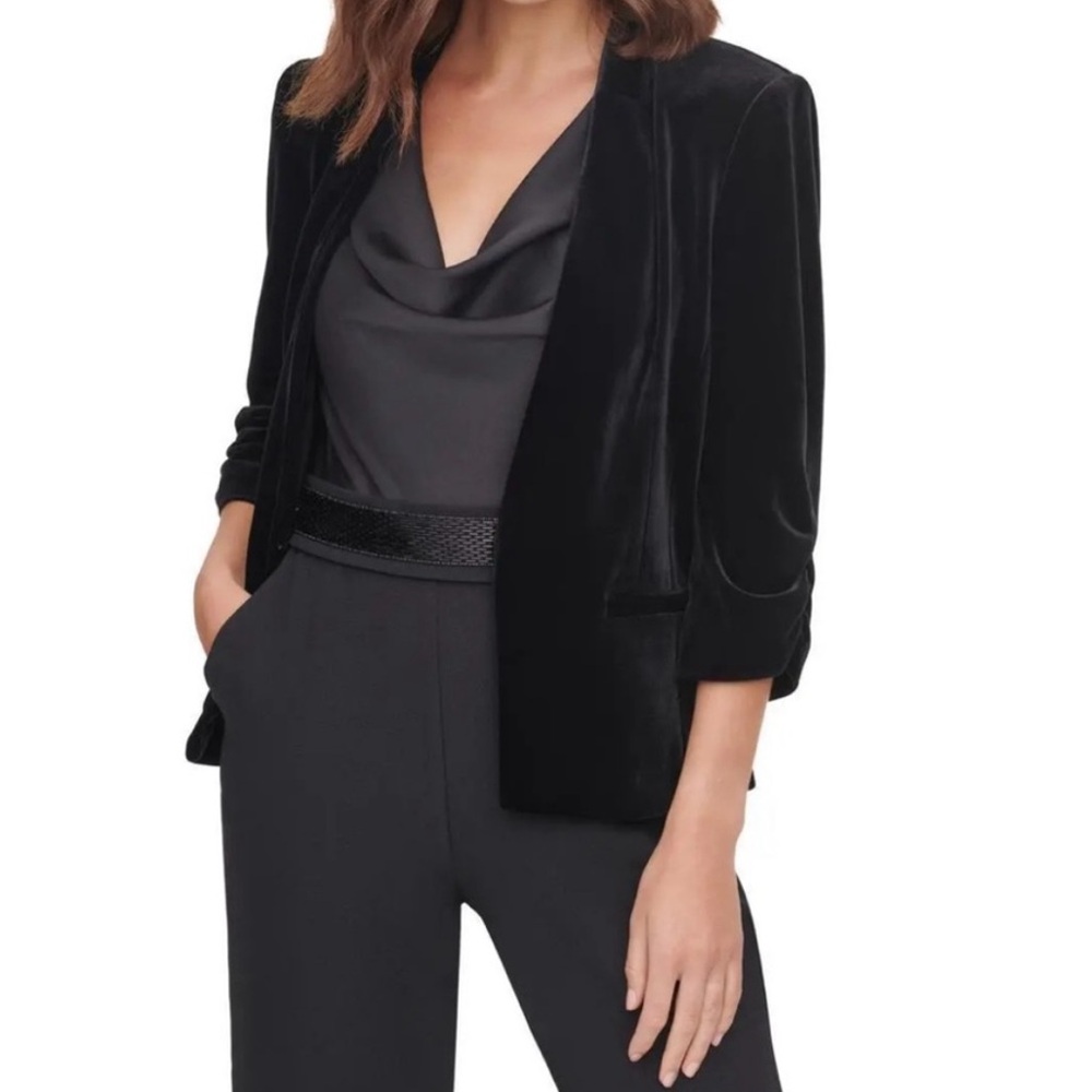 Eliza J Black Velvet Women's Blazer EUC Size XL